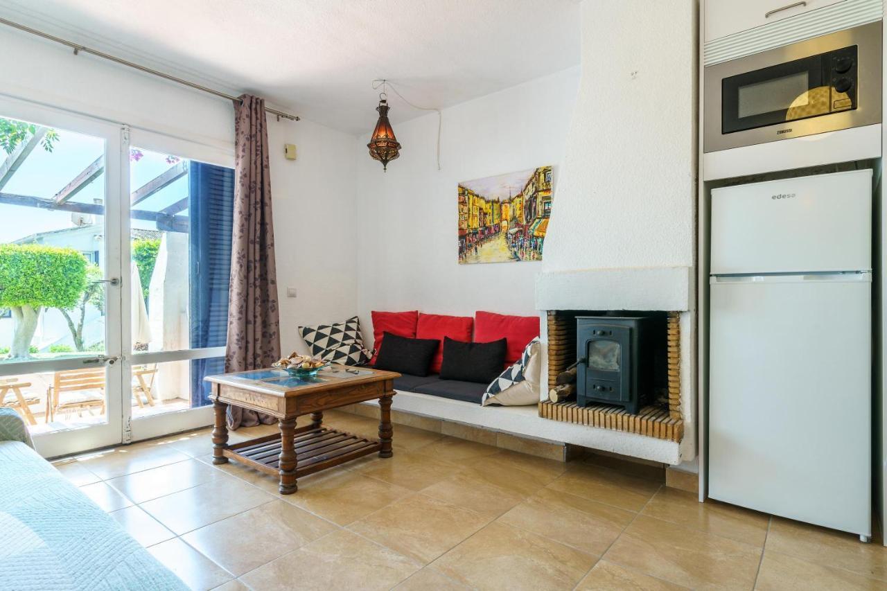 Charming Apartment With Sea Views Sitio de Calahonda ภายนอก รูปภาพ
