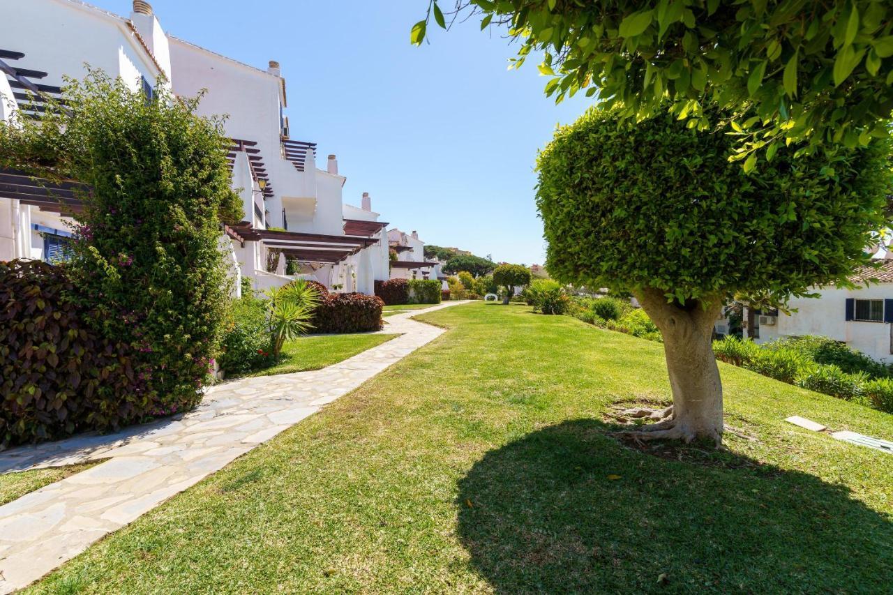 Charming Apartment With Sea Views Sitio de Calahonda ภายนอก รูปภาพ